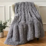 Photo 1 of grey fluffy blanket
