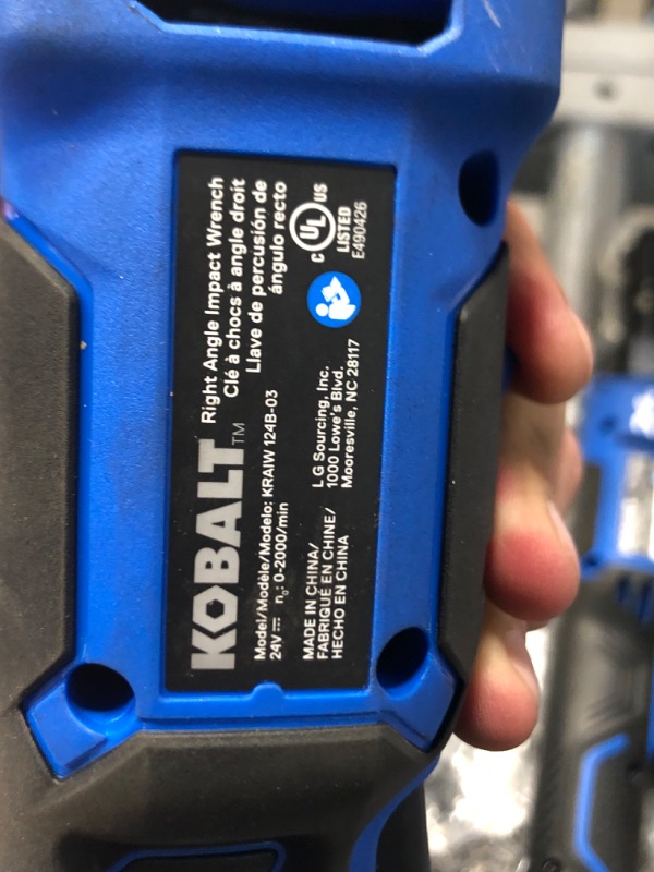 Photo 11 of Kobalt 6-Tool Brushless Power Tool Combo Kit with Soft Rolling Case (2-Batteries Included and Charger Included)
