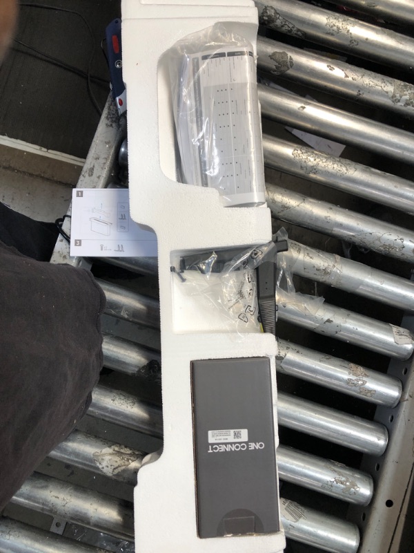 Photo 4 of SAMSUNG 32-Inch Class QLED 4K The Frame LS03C Series, Quantum HDR, Art Mode, Anti-Reflection Matte Display, Slim Fit Wall Mount Included, Smart TV w/Alexa Built-in (QN32LS03CB, Latest Model) 32-Inch TV Only