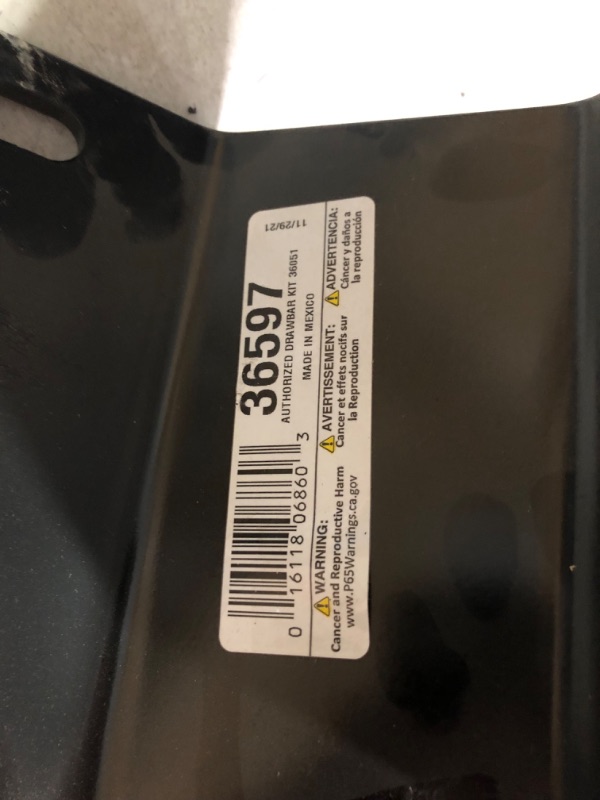 Photo 3 of ***USED - SCRATCHED - LIKELY MISSING PARTS - UNABLE TO VERIFY FUNCTIONALITY***
Draw-Tite 36597 Class 2 Trailer Hitch, 1.25 Inch Receiver, Black, Compatible with 2017-2021 Honda CR-V