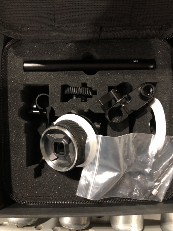 Photo 4 of (NON-REFUNDABLE) SmallRig MagicFIZ Wireless Follow Focus Basic Kit | **READ FULL POST** 