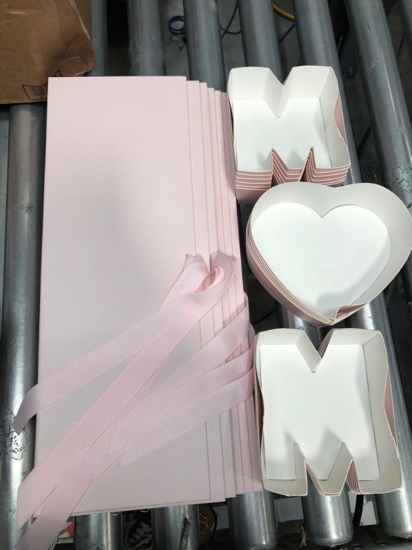 Photo 2 of 6 Pack Mother's Day I Love U Empty Flower Gift Box Cardboard Letter Shaped Fillable Chocolate Strawberry Flower Packaging Box for Mother's Day Gifts, 17.7 x 6.1 x 1.97 Inch(Pink, MOM)