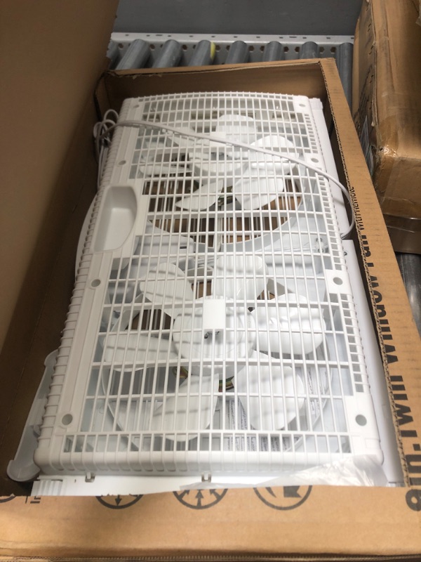 Photo 2 of ***USED*UNABLE TO TEST***
shinic 9-Inch Blades Dual Window Fan, Remote Control, 3 Speeds, 3 Modes and Thermostat Control, Temp Display, 23.8"-37" Expandable Window Exhaust Fan for Smokers, Window Fans for Kitchen Bathroom BP6-9D