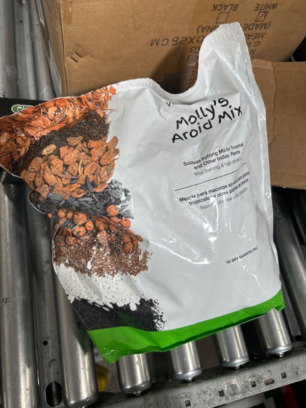 Photo 2 of Molly's Aroid Mix - Premium Soilless Chunky Potting Mix for Tropical and Indoor Plants - Contains Orchiata Bark, Coco Chips, Worm Castings, Horticultural Charcoal, Mycorrhizae, & More. 10 Dry Quarts Houseplants/Aroids 10 Dry Quarts