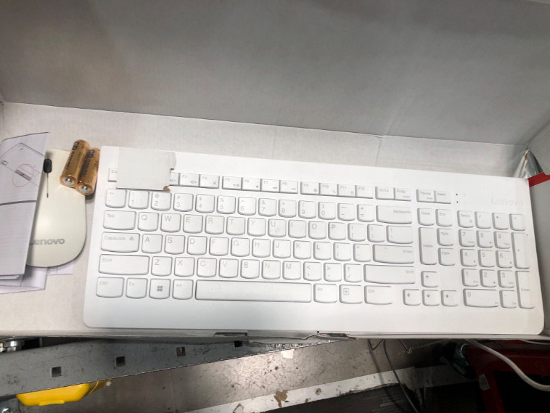 Photo 1 of (missing usb) Lenovo 510 Wireless Combo with 2.4 GHz USB Receiver, Slim Full Size Keyboard, Full Number Pad