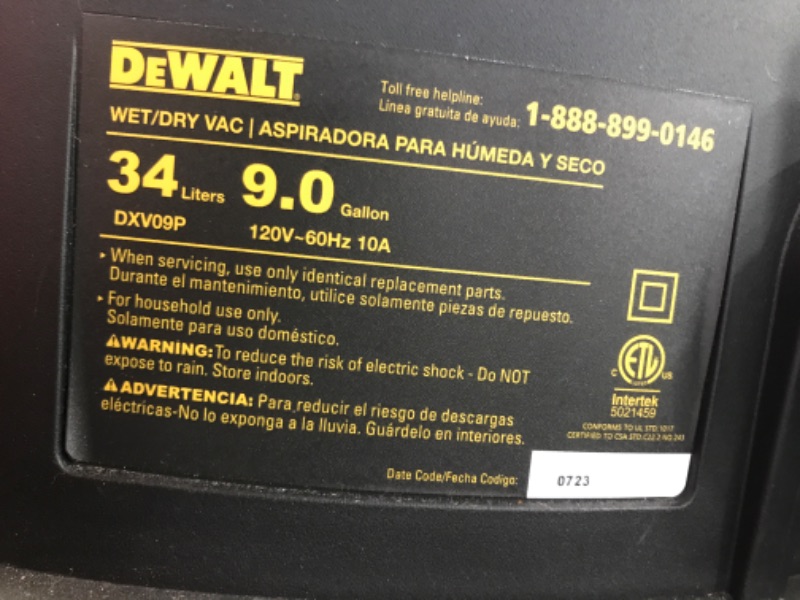 Photo 3 of DEWALT 9-Gallons 5-HP Corded Wet/Dry Shop Vacuum with Accessories Included
