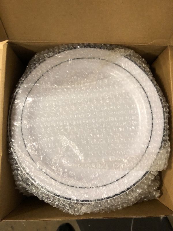 Photo 2 of 50 Pcs 7.5 Inch Plastic Plates Disposable Dinnerware Guests Heavy Duty Plates with Black Rimmed Plastic Dinner Plates Elegant for Wedding Party Holiday Events Graduation Party Supply