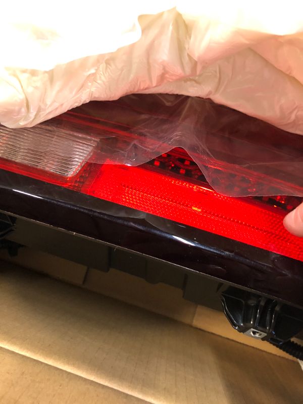 Photo 1 of Duolctrams LED Type Tail Light Rear Lamp Assembly Left Driver Side Compatible with 2019-2023 GMC Sierra 1500/2500HD/3500HD(w/Factory LED Tail Light Models Only) 86820473 LED Type Left(Driver Side)