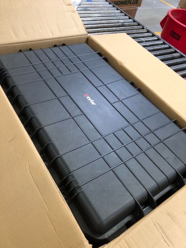 Photo 1 of Eylar XXL 31.5" Transport Roller Gear, Camera, Tools, Equipment Hard Case Waterproof w/Foam Black