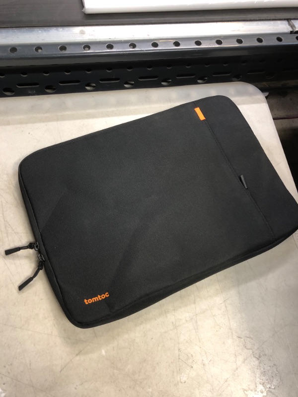 Photo 2 of 360 Protective Laptop Black 