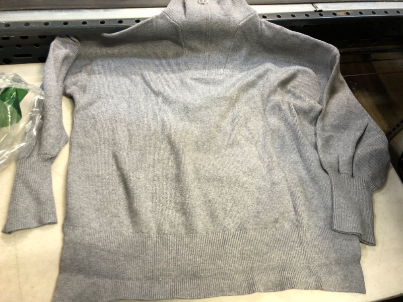 Photo 1 of  Long Sleeve Pullover-Gray****Unknow Size But Looks Like L