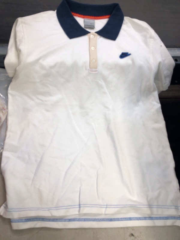 Photo 1 of Boy's Size M--Boys' Short Sleeve Nike Shirt 