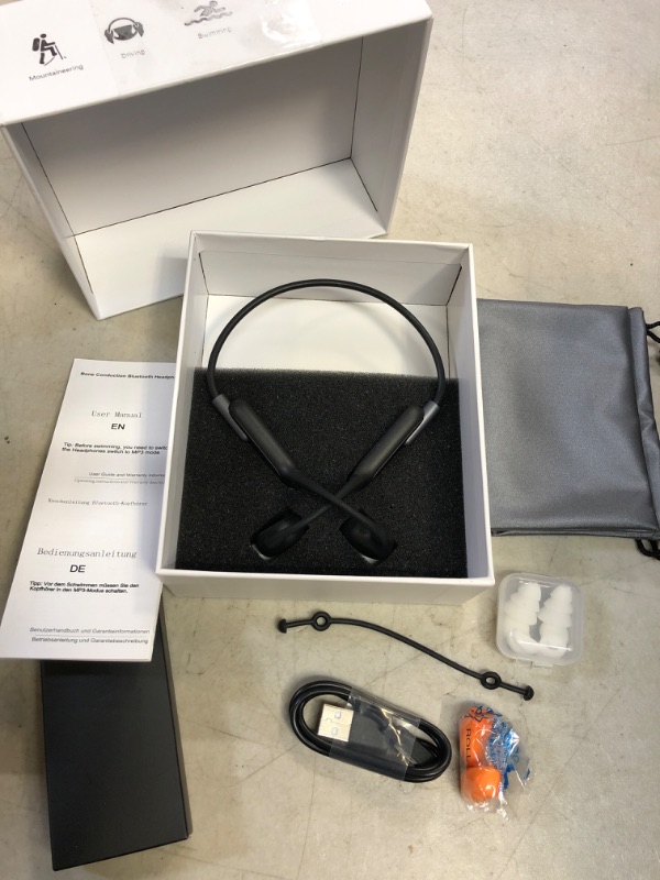 Photo 1 of Bluetooth Headphones