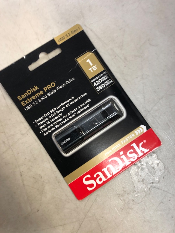 Photo 2 of SanDisk 1TB Extreme PRO USB 3.2 Solid State Flash Drive - Up to 420MB/s, Durable Aluminum Metal Casting - SDCZ880-1T00-GAM46