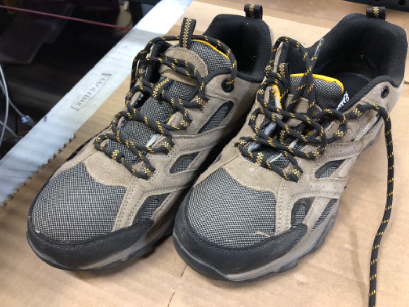 Photo 1 of  Men's Hiking Shoes size 8.5 Men's low cut