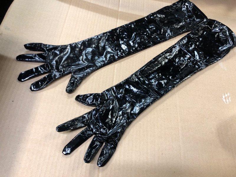Photo 2 of   Vinyl Gloves ( s/m)

