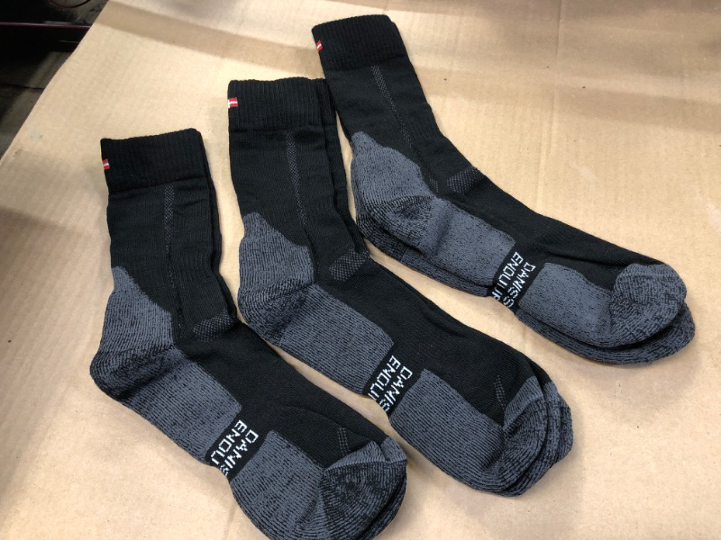 Photo 1 of 3 Pairs Socks 