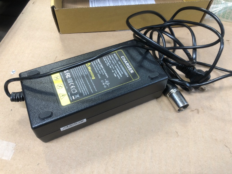 Photo 2 of 24V 5A 3-Pin Male XLR Connector Battery Charger for Lakematic