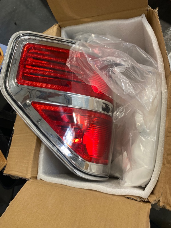 Photo 3 of Compatible With 2009 2010 2011 2012 2013 2014 Ford F150 F-150 Left&right Driver Side Tail Light Housing - Chrome trim
