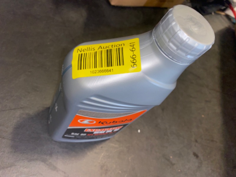 Photo 3 of Kubota EXGAVATOR GEAR OIL 90 SAE 90 API SERVICE GL-4 Hi-Performance Gear Oil For All Kubota Excavator Travel Motors * WARNING: HARMFUL IF SWALLOWED. Read caretuly other cations on the back panel.