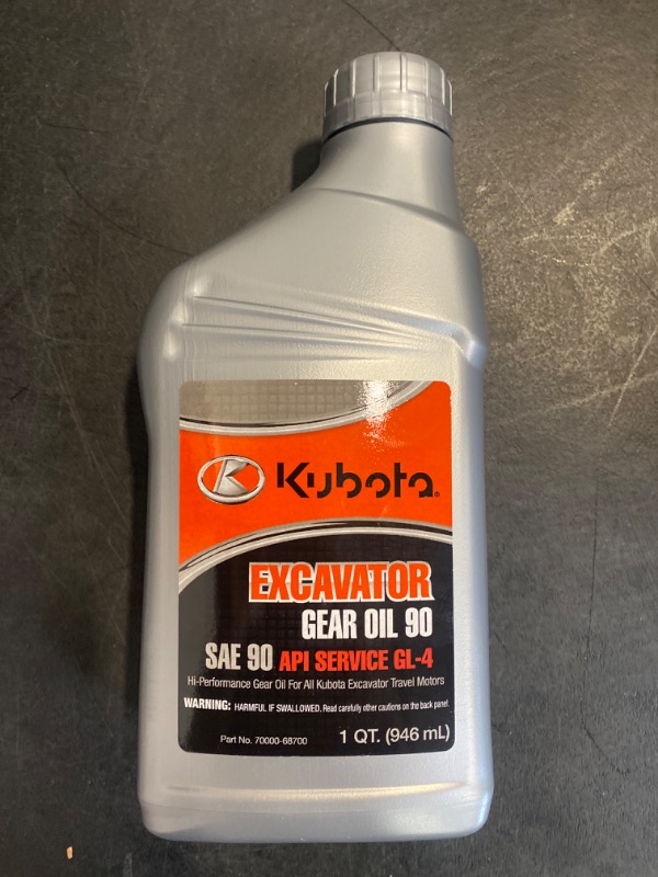 Photo 2 of Kubota EXGAVATOR GEAR OIL 90 SAE 90 API SERVICE GL-4 Hi-Performance Gear Oil For All Kubota Excavator Travel Motors * WARNING: HARMFUL IF SWALLOWED. Read caretuly other cations on the back panel.