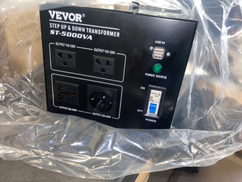 Photo 2 of VEVOR Voltage Converter Transformer,1000W Heavy Duty Step Up/Down Transformer Converter(240V to 110V, 110V to 240V),2 US&1 UK&1 Universal Outlet with Circuit Break Protection,5V USB Port,CE Certified

