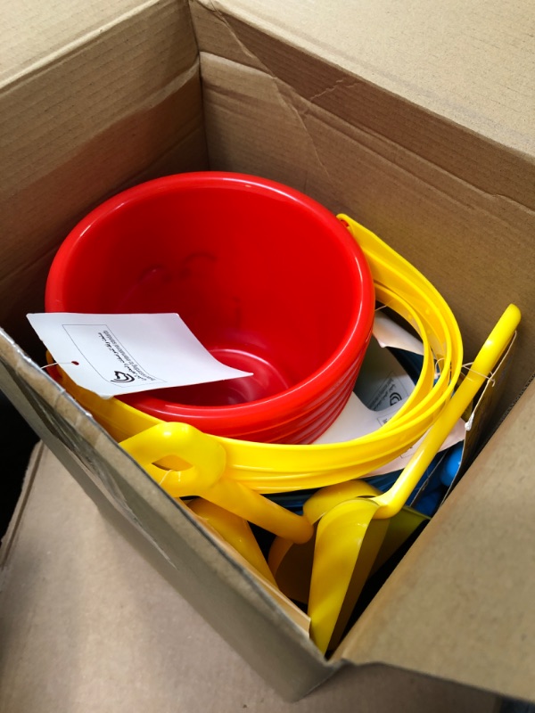 Photo 1 of 12 Set Sand Buckets and Shovels for Kids Bulk Beach Bucket Crab Hippo Shark Plastic Bucket Sand Pail with Handles Beach Toys for Building Castle Sandbox Summer Beach Party Supplies, Red, Blue, Green Animal Style 5.7 x 6.3 Inch