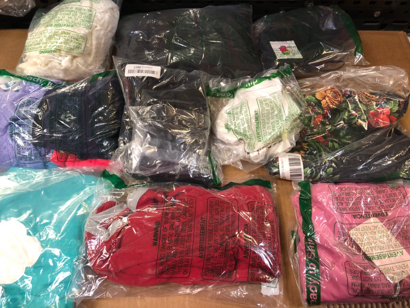 Photo 1 of BAG LOT OF CLOTHES(SIZES VARIES)