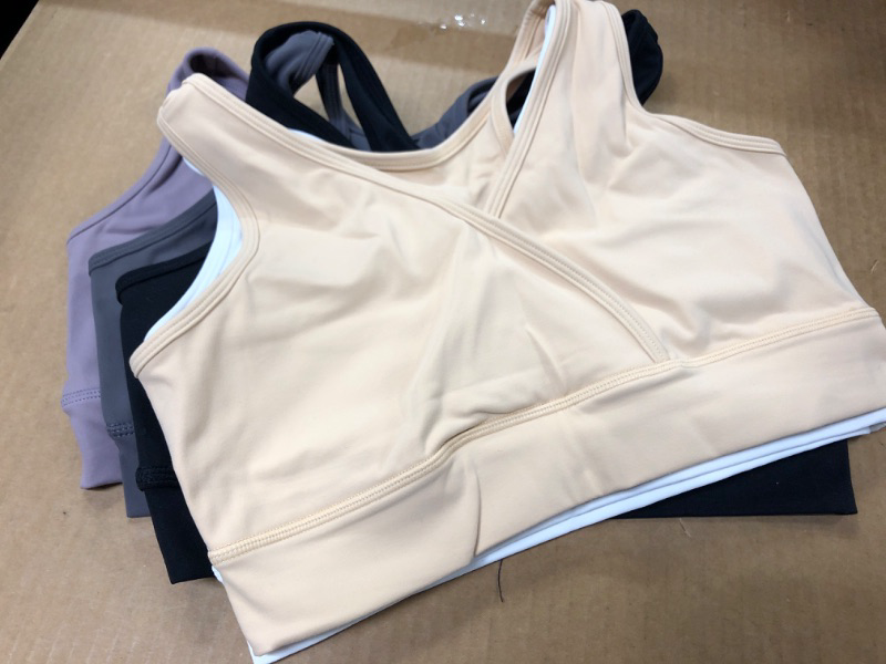 Photo 1 of 5pcs Sport Bra Size M