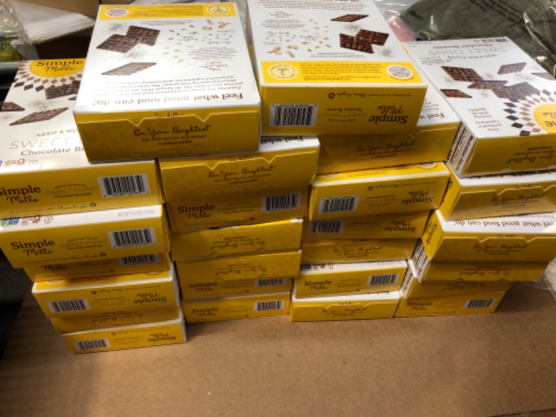 Photo 1 of 26pcs-- exp date 01/29/2024  -----Simple Mills Sweet Thins Cookies, Seed and Nut Flour, Chocolate Brownie - Gluten Free, Paleo Friendly, Healthy Snacks, 4.25 Ounce (Pack of 5) Chocolate 4.25 Ounce 