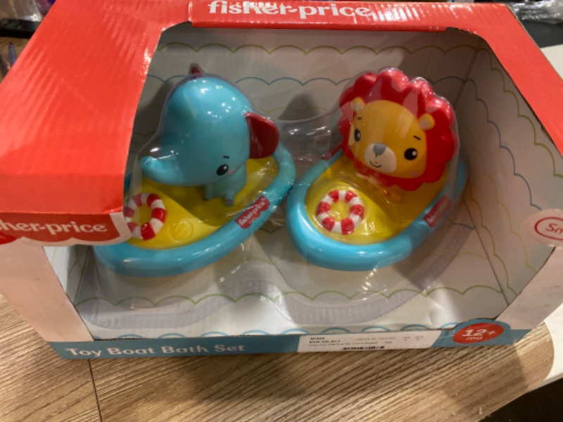 Photo 1 of Fisher Price toy boat bath set