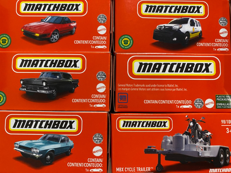 Photo 1 of matchbox set of 2