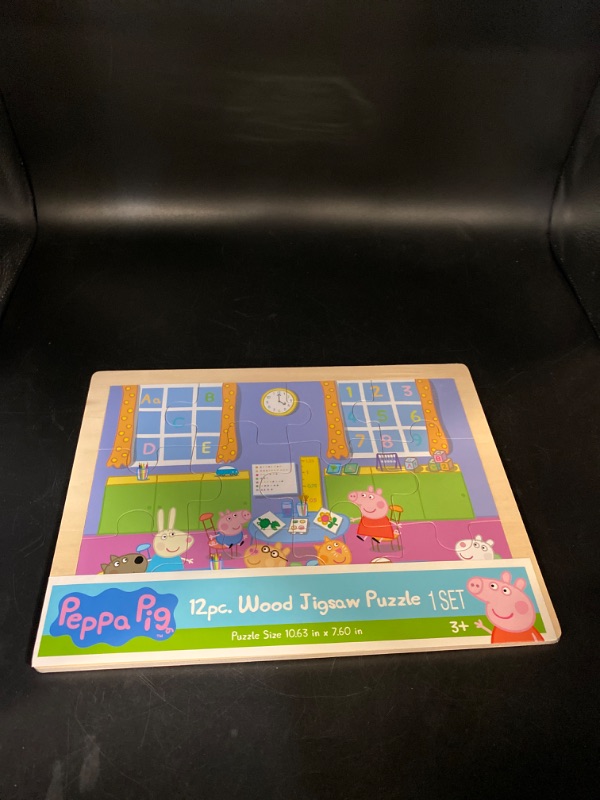 Photo 1 of peppa pig puzzle