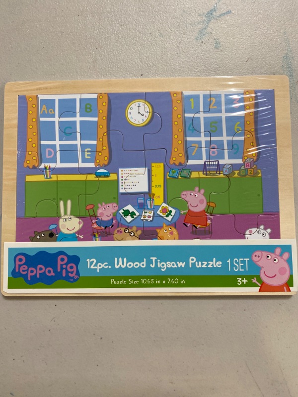 Photo 1 of peppa pig puzzle