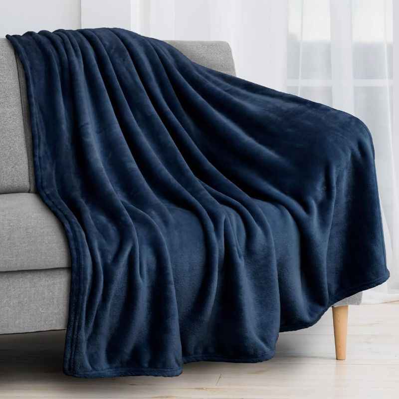 Photo 1 of PAVILIA Navy Blue Fleece Throw Blanket for Couch, Dark Blue Super Soft Fuzzy Flannel Throw for Sofa, Luxury Plush Microfiber Bed Blanket, Cozy Home Decorative Velvet Gift Blanket, 50x60
