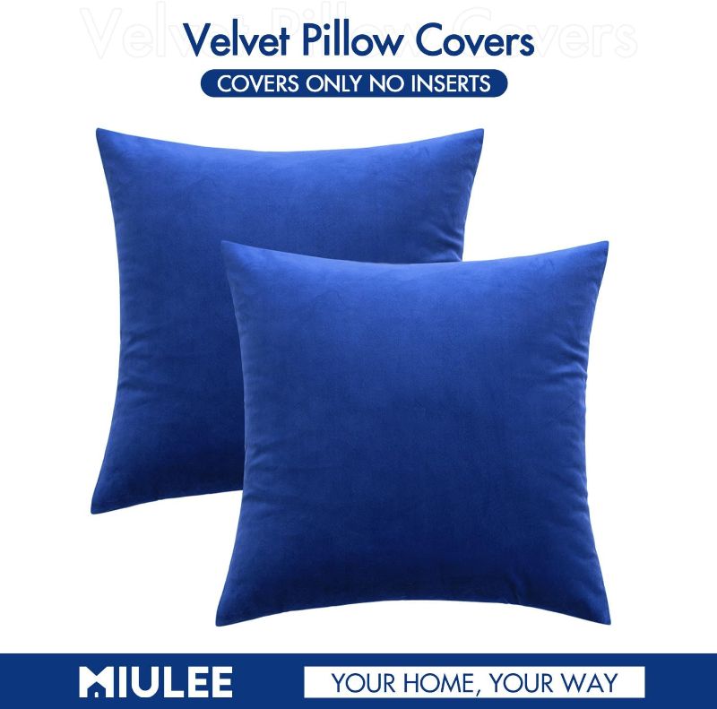 Photo 1 of MIULEE Pack of 2 Royal Blue Pillow Covers 18x18 Inch Decorative Velvet Throw Pillow Covers Modern Soft Couch Throw Pillows Farmhouse Home Decor for Spring Sofa Bedroom Living Room
