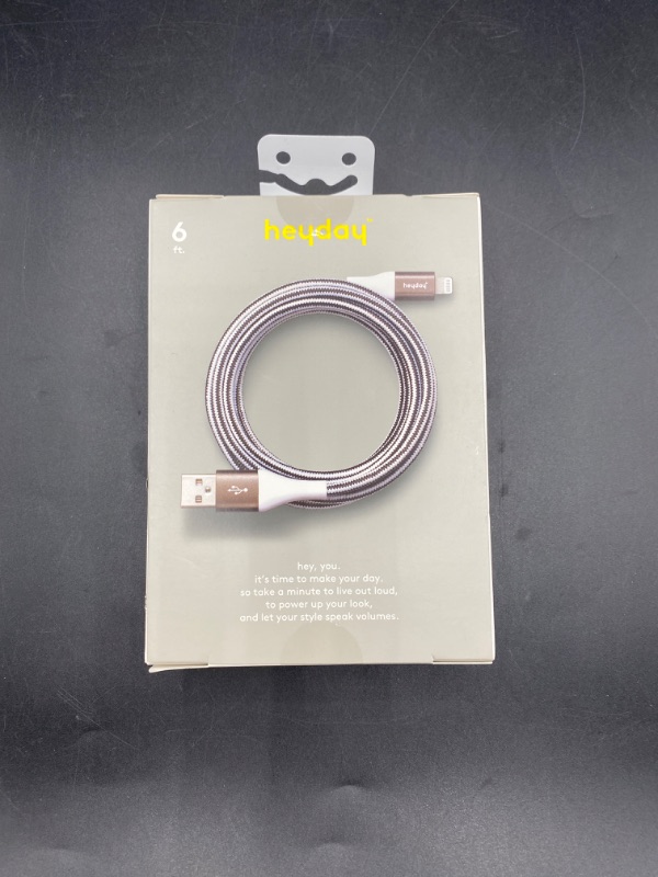 Photo 1 of Lightning to USB-C Braided Cable - heyday™
