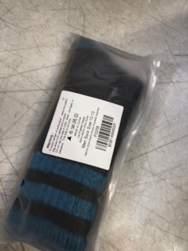 Photo 2 of Wool Socks for Men 70% Merino Warm Thermal Boot Socks Breathable 1pairs Green Black