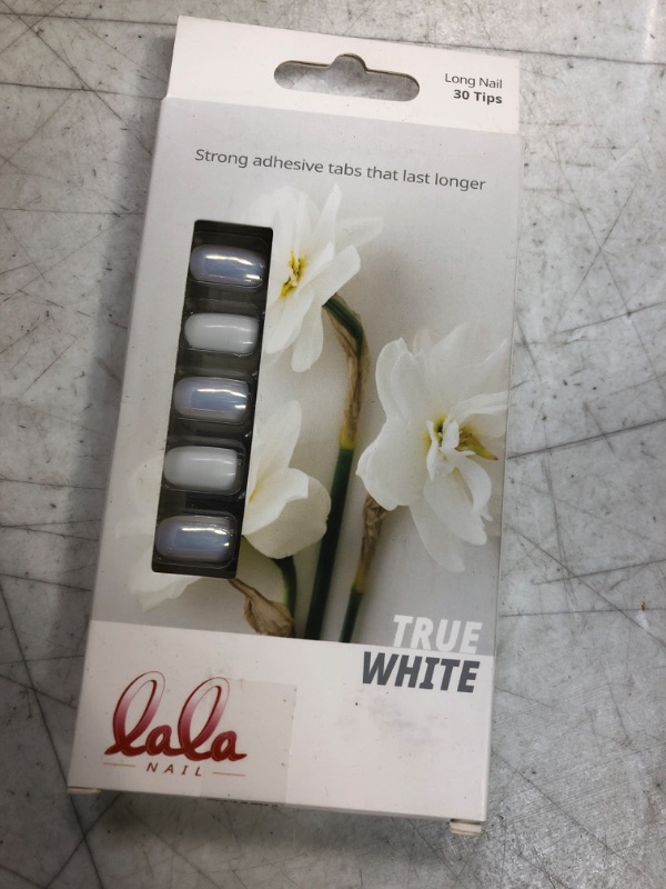 Photo 2 of  lala NAIL - Natural Glossy Long Gel Nails - 30 pcs (24 pcs + 6 Accent nails) (True White)