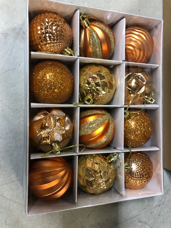 Photo 2 of 2.36‘’ Christmas Balls Ornaments - 12 Pieces - Christmas Tree Decorations - Rose Gold & Copper