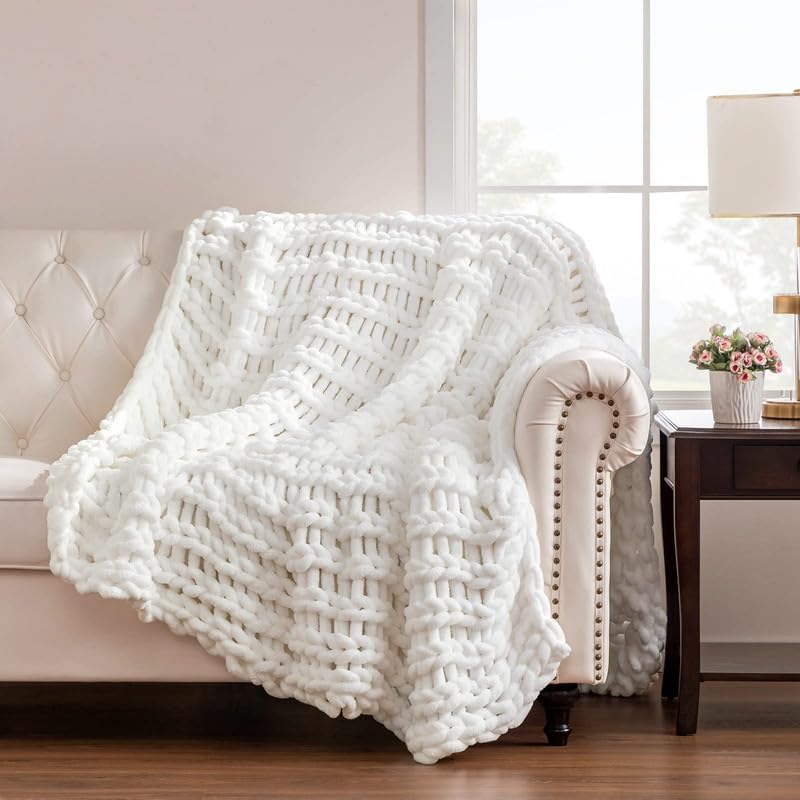 Photo 1 of Angelhood Chunky Knit Blanket Soft Chenille Throw Blanket Handmade Knitted Yarn Blanket for Couch Bed Sofa Home Decor Gift
