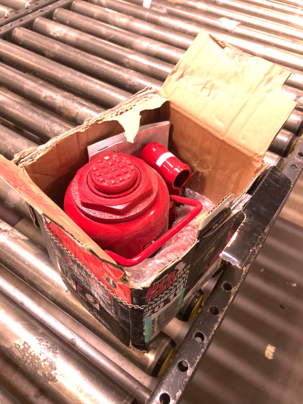 Photo 2 of BIG RED T92007A Torin Hydraulic Stubby Low Profile Welded Bottle Jack, 20 Ton (40,000 lb) Capacity, Red 20 Ton (40,000 LBs) Red