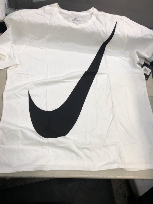Photo 1 of Size XXL---Nike White  T-Shirt
