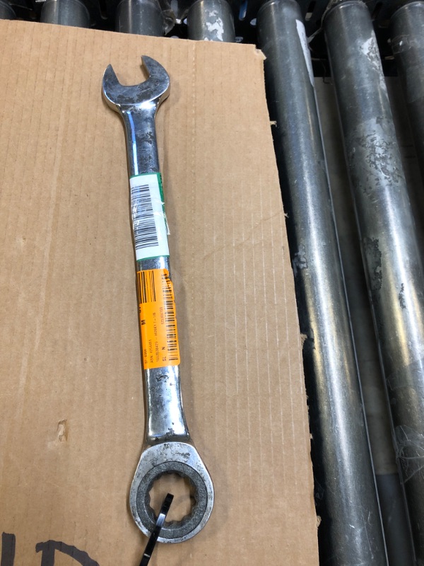 Photo 2 of 1-1/8 in. Ratcheting Combination Wrench (12-Point)
