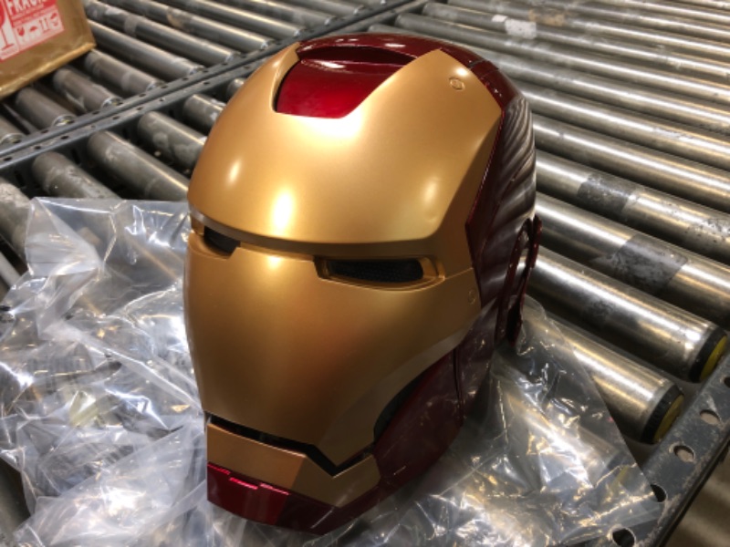 Photo 2 of Avengers Marvel Legends Iron Man Electronic Helmet - Multicolor Characters