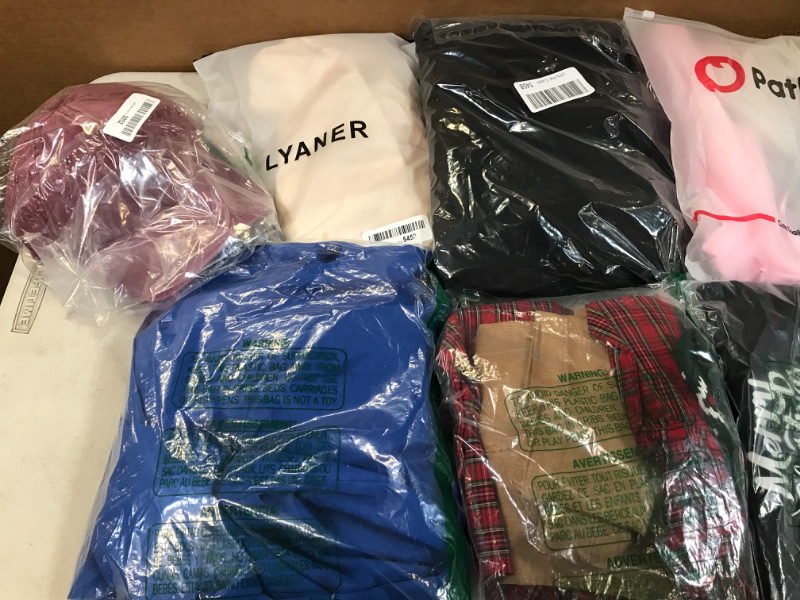 Photo 1 of BAG LOT OF MISC CLOTHING (SIZES VARIES)