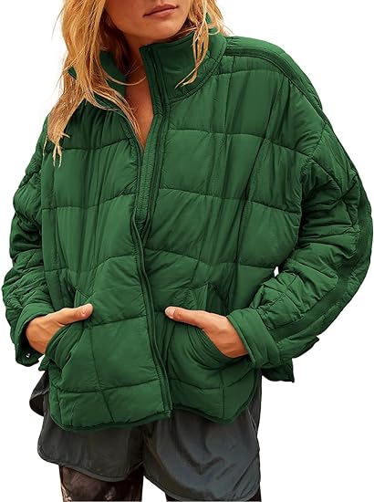 Photo 2 of Gacaky Women's Baggy Lightweight Zip Puffer Jacket Warm Winter Down Coat with Pockets XL