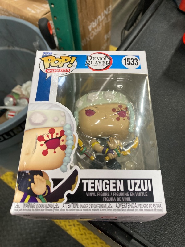 Photo 2 of ***BOX DAMAGED*** Funko Pop! Animation: Demon Slayer - Tengen Uzui with Chase (Styles May Vary) Standard