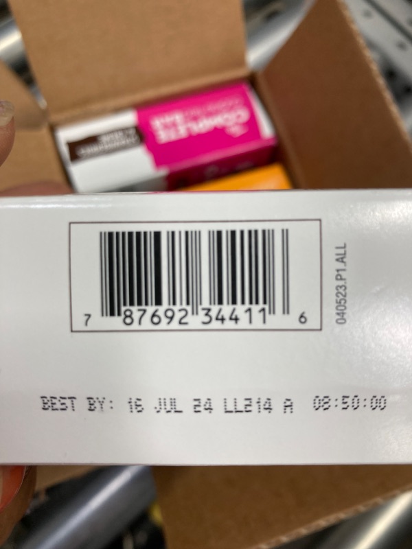 Photo 2 of 
Lenny & Larry's Cookie-fied 16-Bar, 4 Flavor Variety Pack, Plant-Based Protein Bars, Gluten Free, Vegan Non-GMO 16-Count