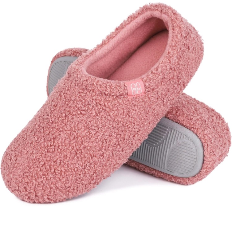 Photo 1 of HomeTop Women's Fuzzy Curly Fur Memory Foam Loafer Slippers with Polar Fleece Lining Size 10.5